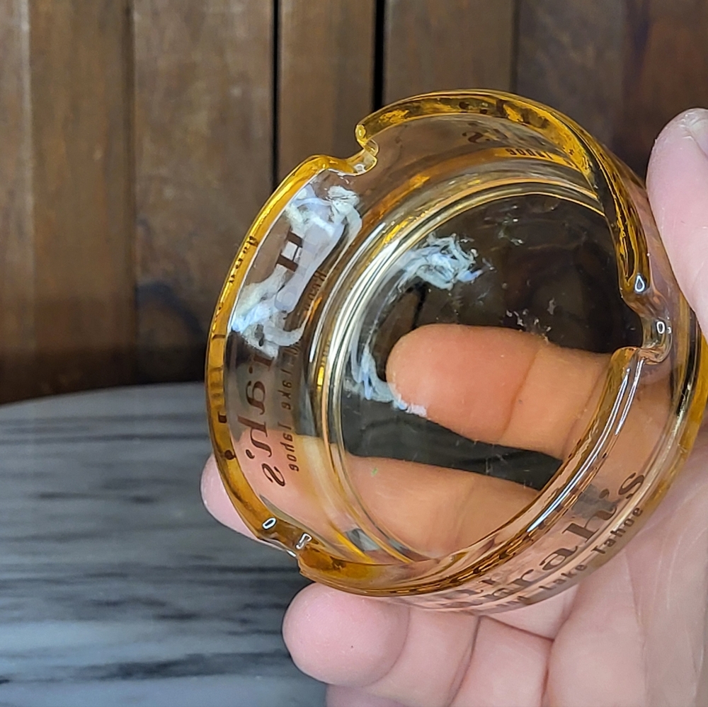 Harrah's Amber Glass Ashtray - Picture 9 of 15